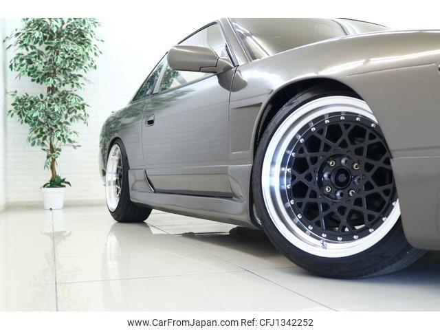 Nissan Silvia 1992 thumbnail 18