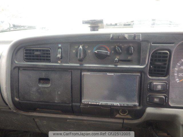 Mitsubishi Fuso Canter 1997 thumbnail 10