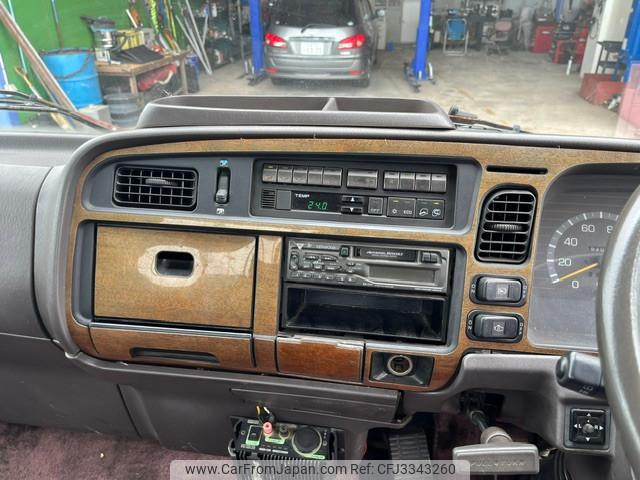 Mitsubishi Fuso Canter 1998 thumbnail 16