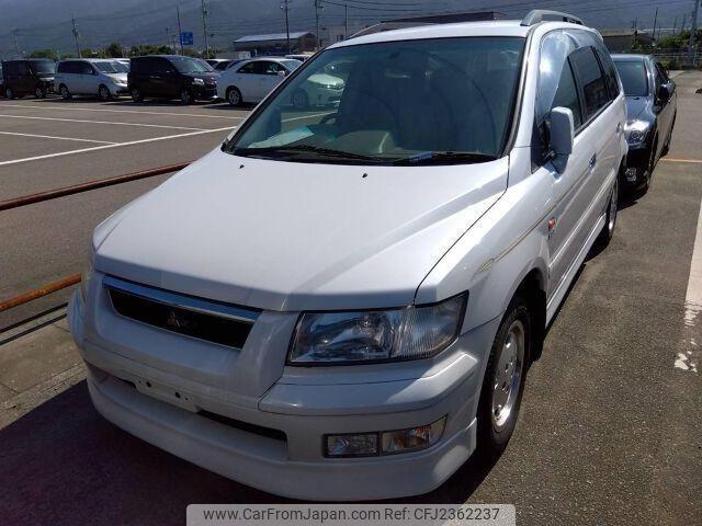 Mitsubishi Chariot Grandis 1999