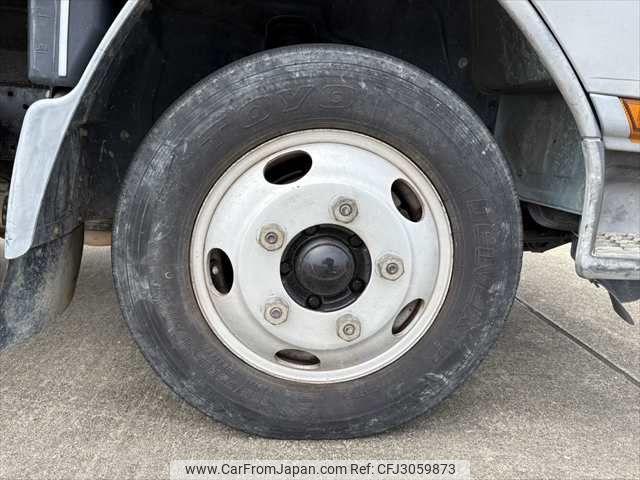 Mitsubishi Fuso Canter 2000 thumbnail 54