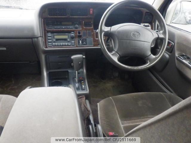 Toyota Hiace Wagon 1998 thumbnail 4