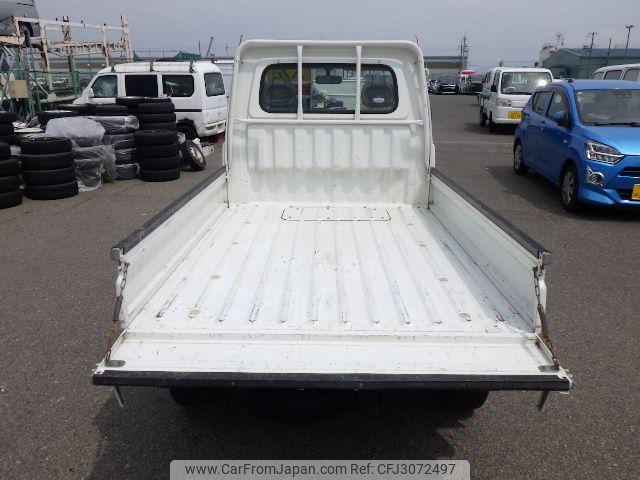 Daihatsu Hijet Truck 1999 thumbnail 8