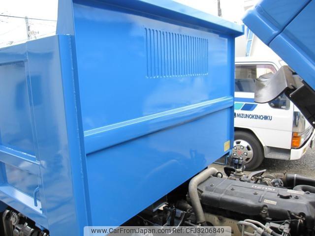 Isuzu Elf Truck 2000 thumbnail 16