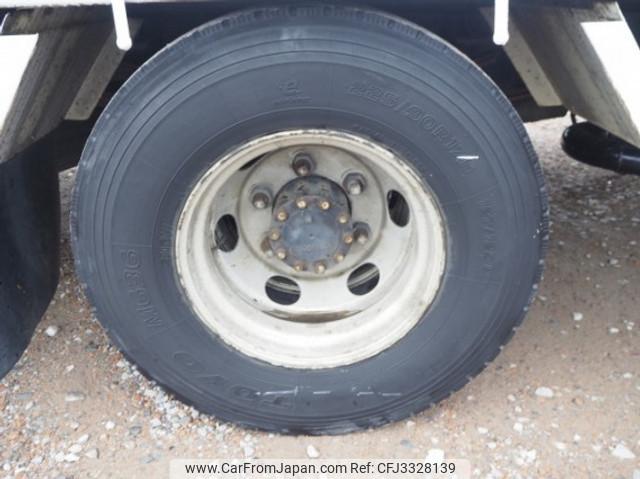 Isuzu Forward 2000 thumbnail 15