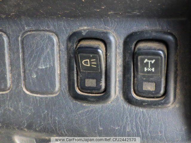 Daihatsu Hijet Truck 2000 thumbnail 18