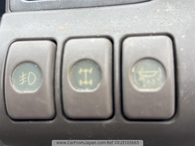 Isuzu Elf Truck 1997 thumbnail 3