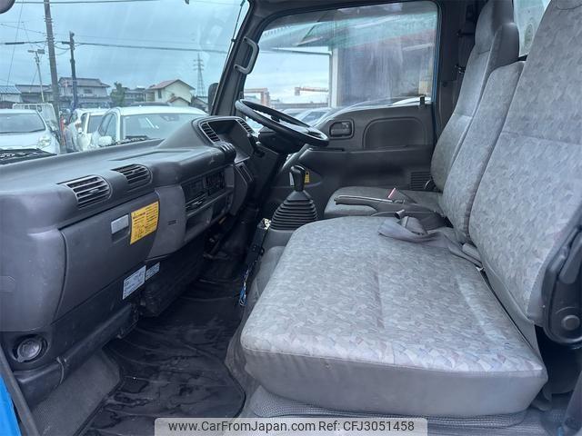 Isuzu Elf Truck 2001 thumbnail 31