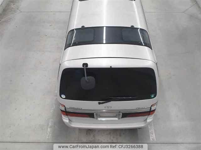Toyota Hiace Wagon thumbnail 12