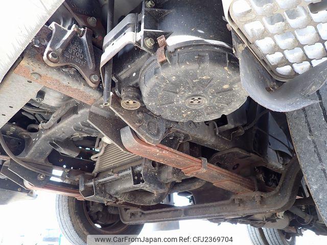 Mitsubishi Fuso Canter 2001 thumbnail 15