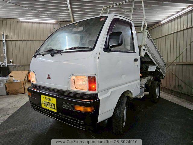 Mitsubishi Minicab Truck 1994 thumbnail 3