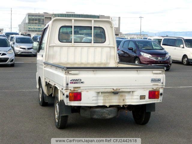 Daihatsu Hijet Truck 2000 thumbnail 3