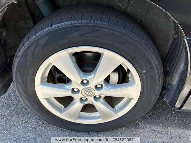 Toyota Estima Hybrid thumbnail 10