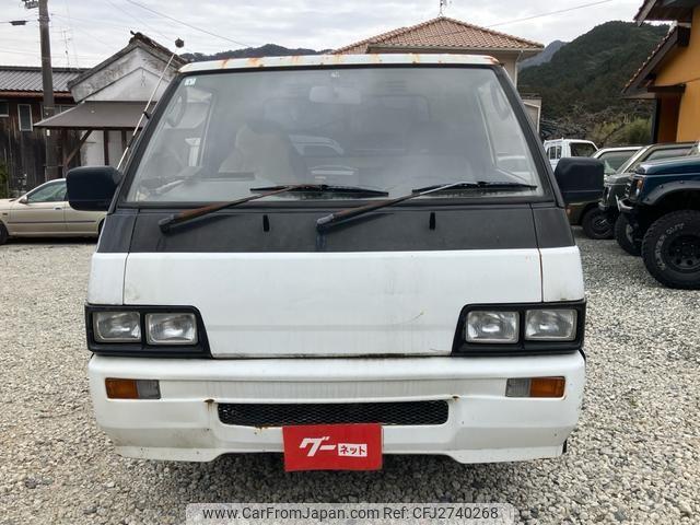 Mitsubishi Delica Truck 1998 thumbnail 2
