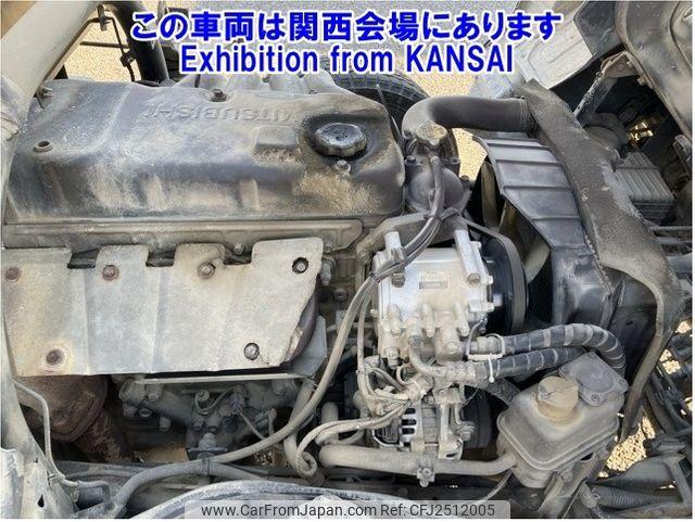 Mitsubishi Fuso Canter 1997 thumbnail 42