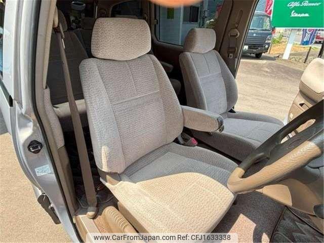 Toyota Estima Emina 1993 thumbnail 16