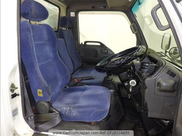 Isuzu Elf Truck 2001 thumbnail 21