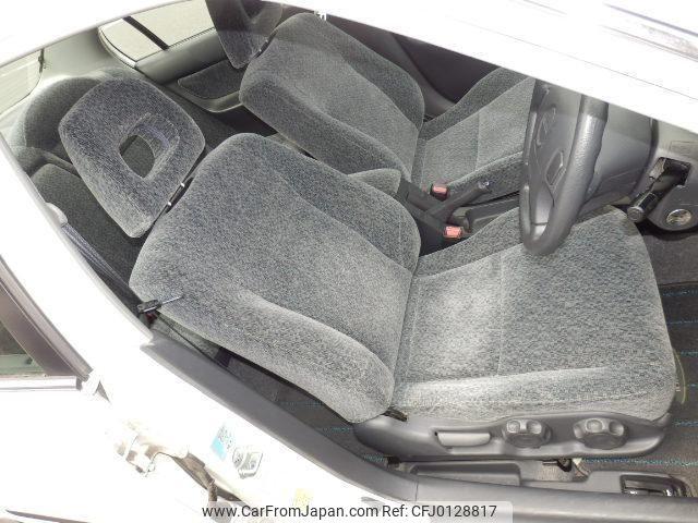Isuzu Gemini 2000 thumbnail 12