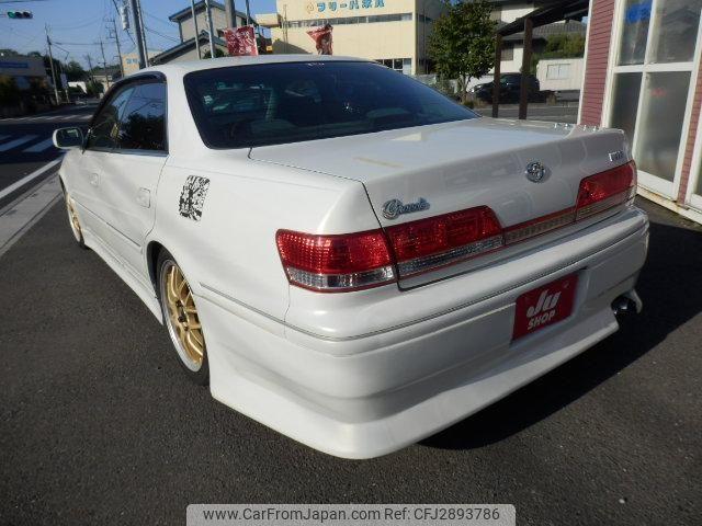 Toyota Mark II 2000 thumbnail 2