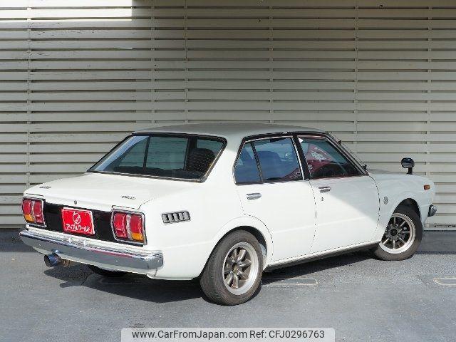 Toyota Sprinter Sedan 1976 thumbnail 2
