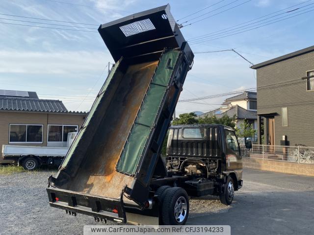 Mitsubishi Fuso Canter 2000 thumbnail 6