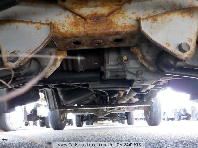Daihatsu Hijet Truck 2000 thumbnail 25