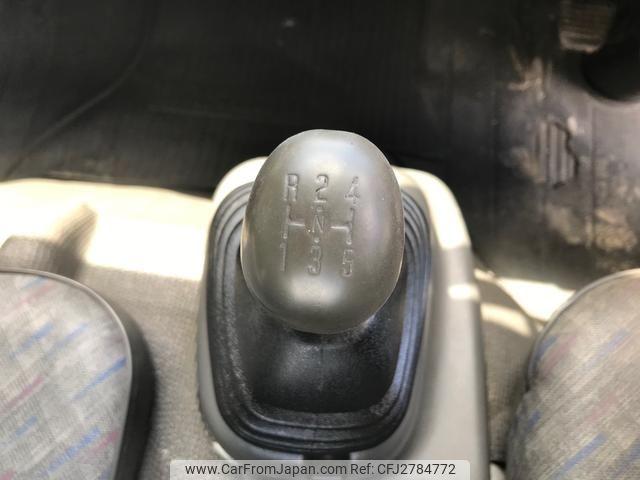 Isuzu Elf Truck 1999 thumbnail 36