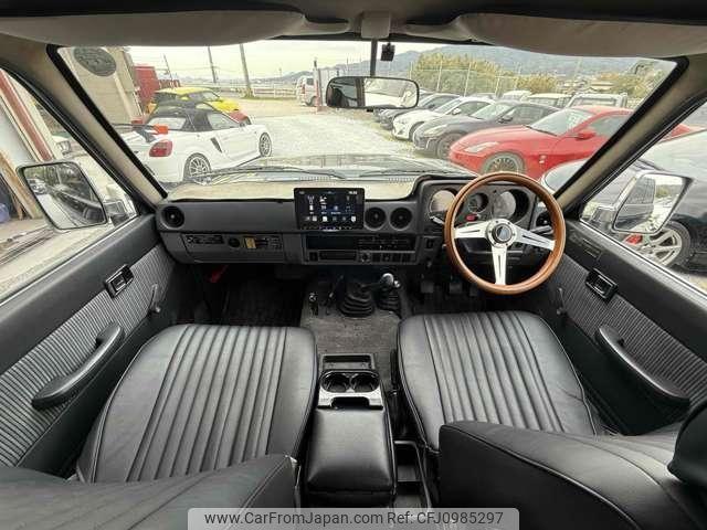 Toyota Land Cruiser 60 1985 thumbnail 6