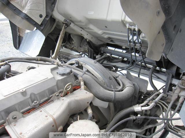 Isuzu Forward 2000 thumbnail 23