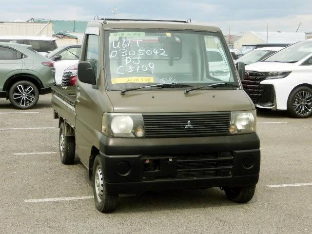 Mitsubishi Minicab Truck 2001
