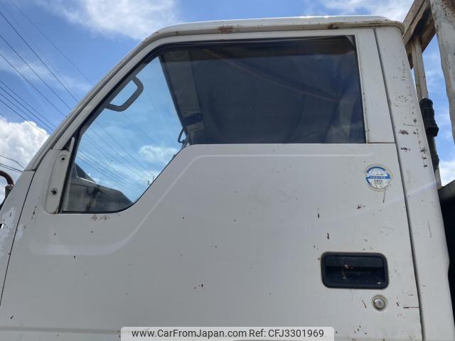 Mitsubishi Fuso Canter 1991 thumbnail 19