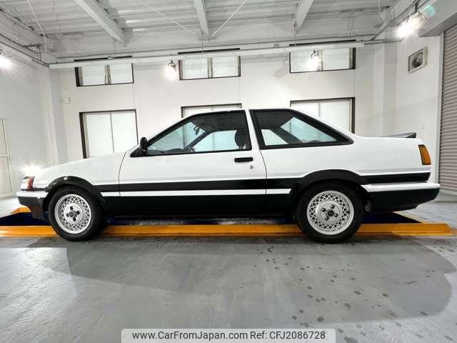 Toyota Corolla Levin 1983 thumbnail 5