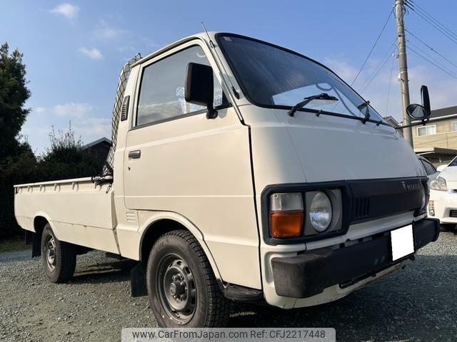 Toyota Hiace Truck 1984 thumbnail 7