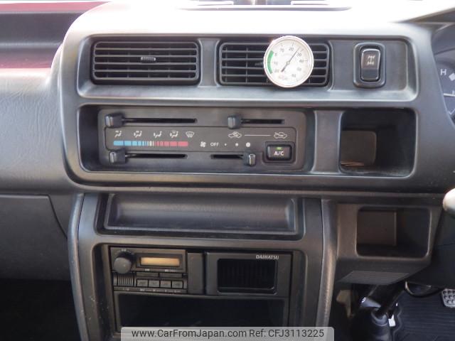 Daihatsu Hijet Truck 1999 thumbnail 18