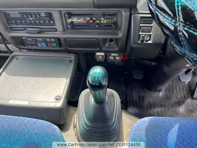 Isuzu Elf Truck 2001 thumbnail 15