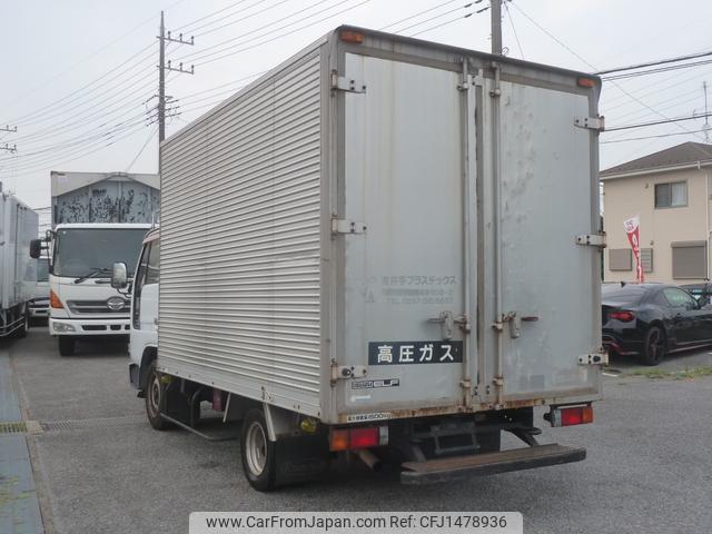 Isuzu Elf Truck 2001 thumbnail 7