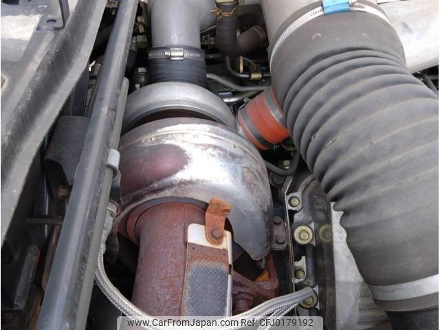 Mitsubishi Fuso Super Great 2000 thumbnail 33