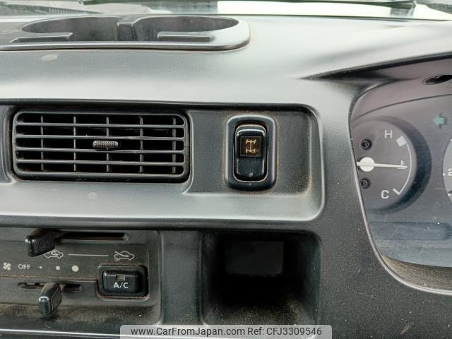 Daihatsu Hijet Truck 2000 thumbnail 17