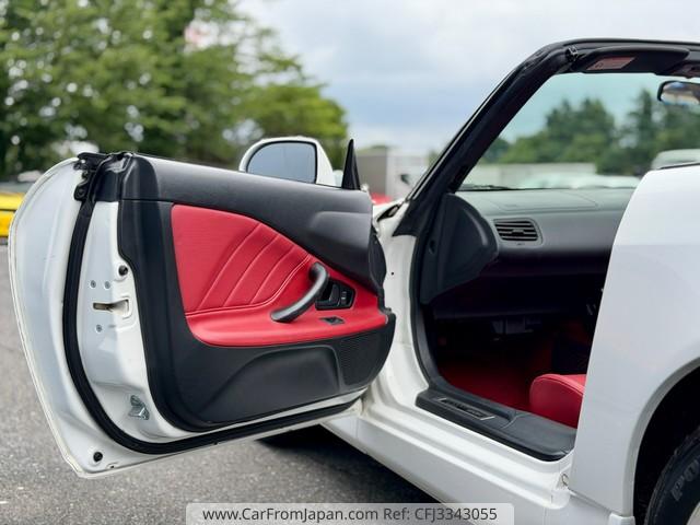 Honda S2000 2000 thumbnail 21