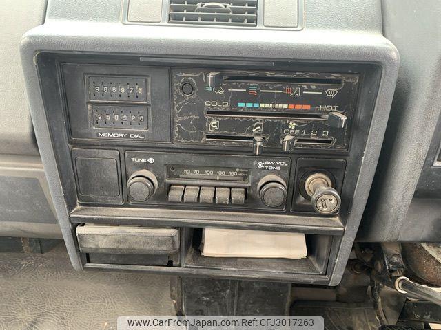 Isuzu Elf Truck 1984 thumbnail 11