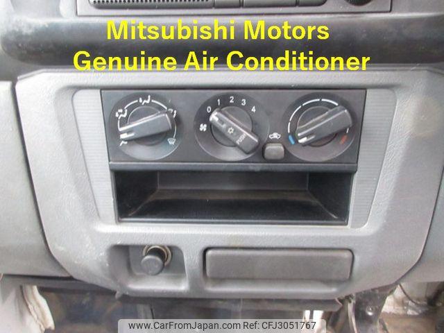 Mitsubishi Minicab Truck 1999 thumbnail 12