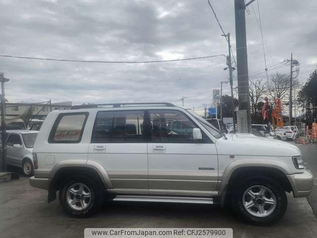 Isuzu Bighorn 2000 thumbnail 4