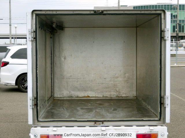Suzuki Carry Truck 2000 thumbnail 8