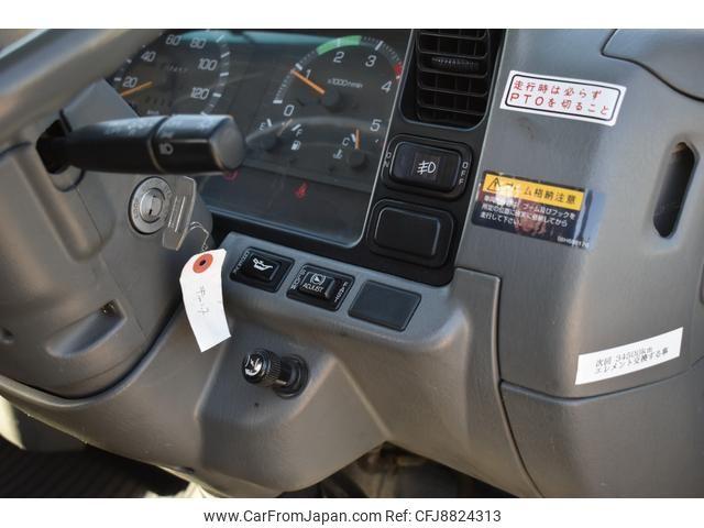 Mitsubishi Fuso Canter 1997 thumbnail 6