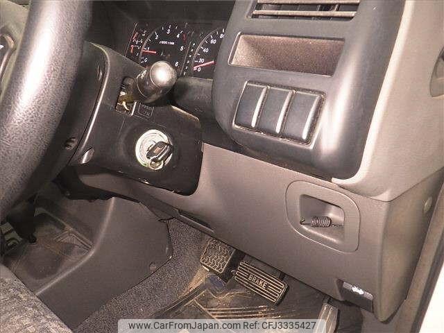Isuzu Bighorn 1999 thumbnail 9
