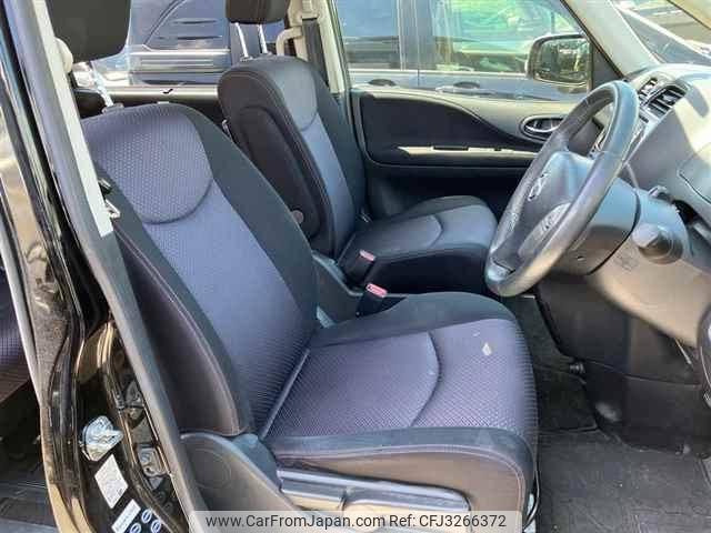 Nissan Serena thumbnail 8