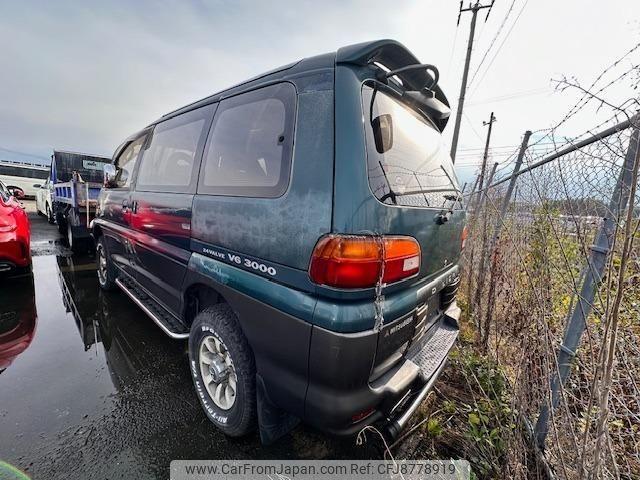 Mitsubishi Delica Spacegear 1994 thumbnail 2