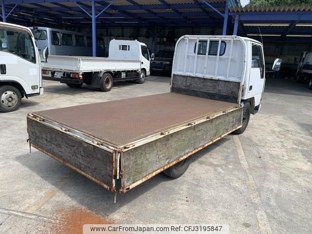 Mitsubishi Fuso Canter 1990 thumbnail 3