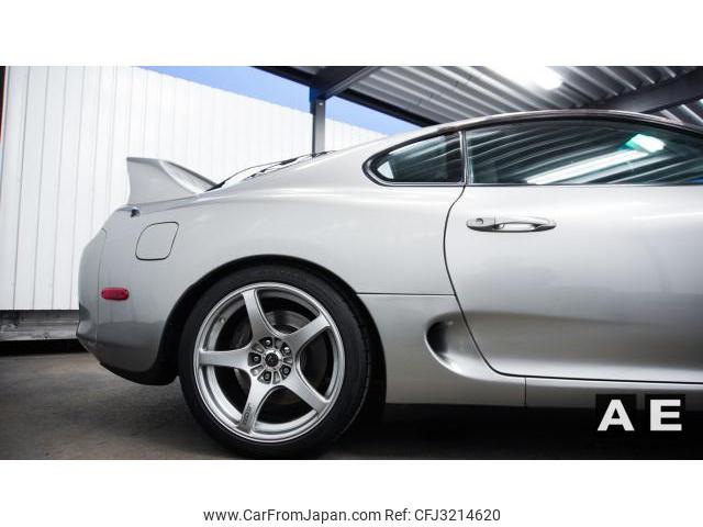Toyota Supra 2001 thumbnail 16