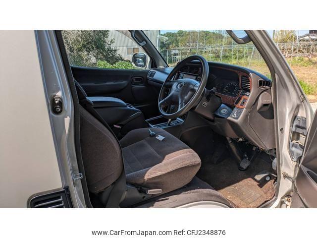 Toyota Hiace Wagon 1999 thumbnail 3